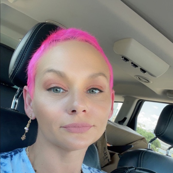 Meet your Posher, Mary Lee - Picture 2 of 3